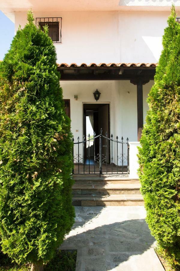 Elani Beautiful Villa シビリ エクステリア 写真